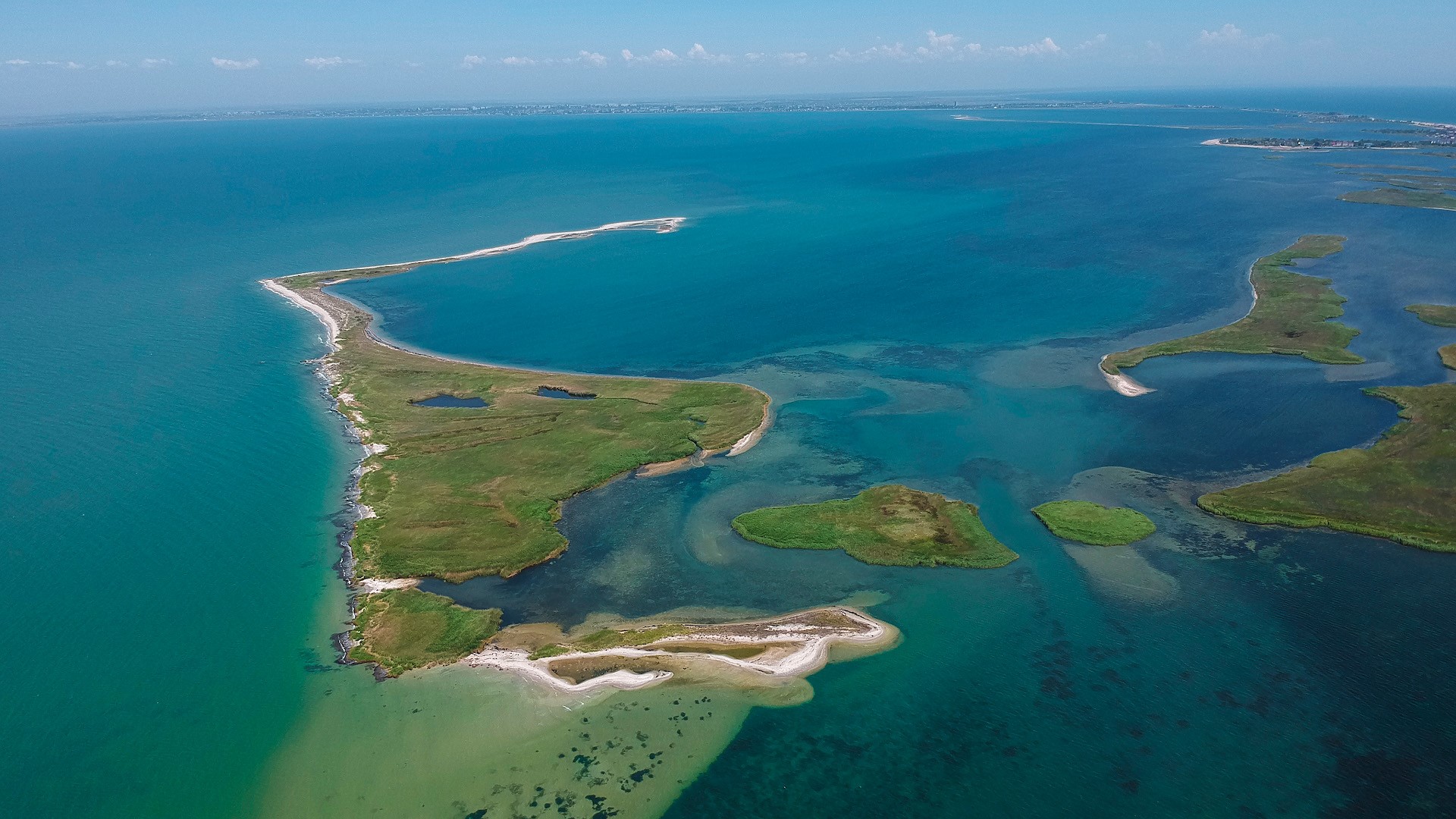 остров в азовском море