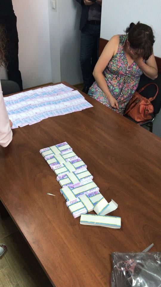 В Черкасской области мать пыталась продать ребенка у стен роддома