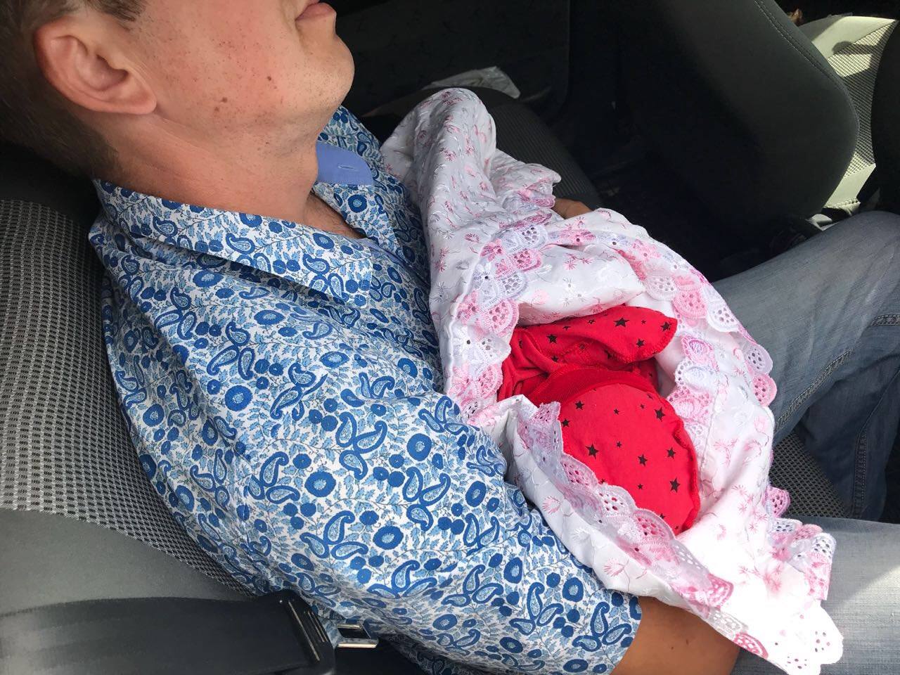 В Черкасской области мать пыталась продать ребенка у стен роддома