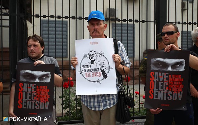 Акция солидарности с Олегом Сенцовым прошла в Киеве (фоторепортаж)