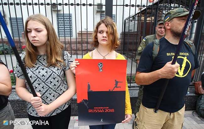 Акция солидарности с Олегом Сенцовым прошла в Киеве (фоторепортаж)