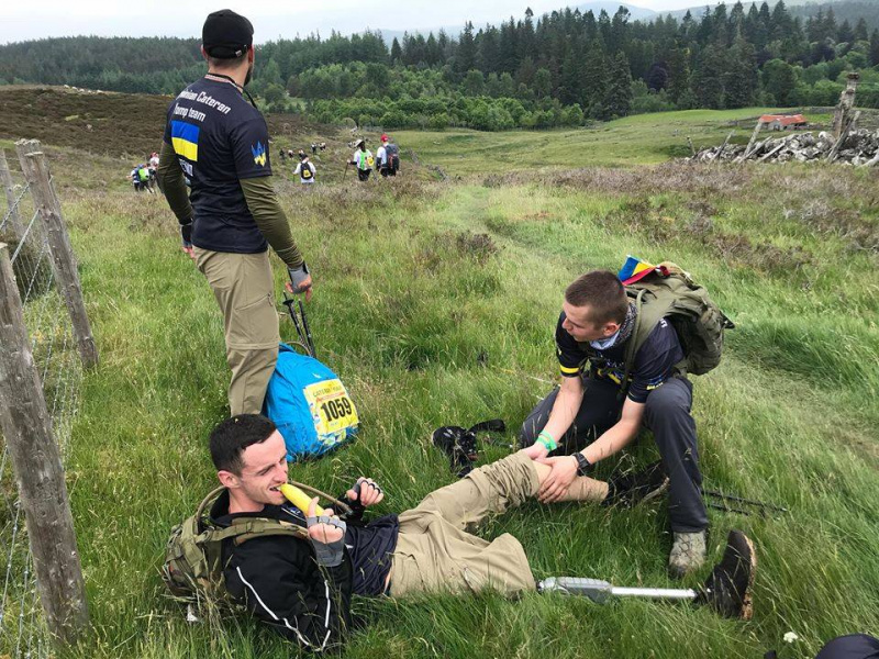 Украинские десантники заняли первое место на марш-броске в Британии (фото)