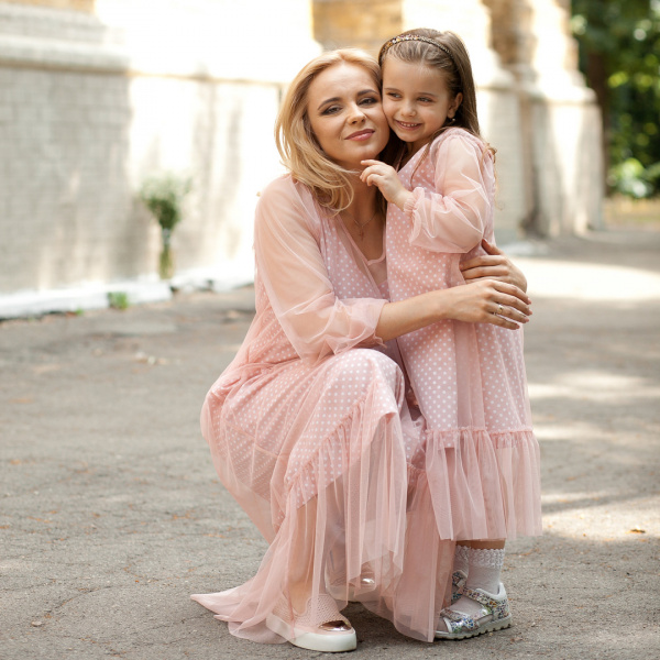 Украинская телеведущая крестила дочь (трогательные фото)