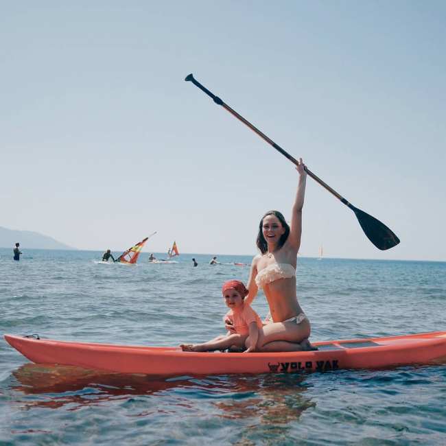 "Веселый и душевный отпуск": солистка The Hardkiss рассказала о ярком семейном отдыхе (фото)