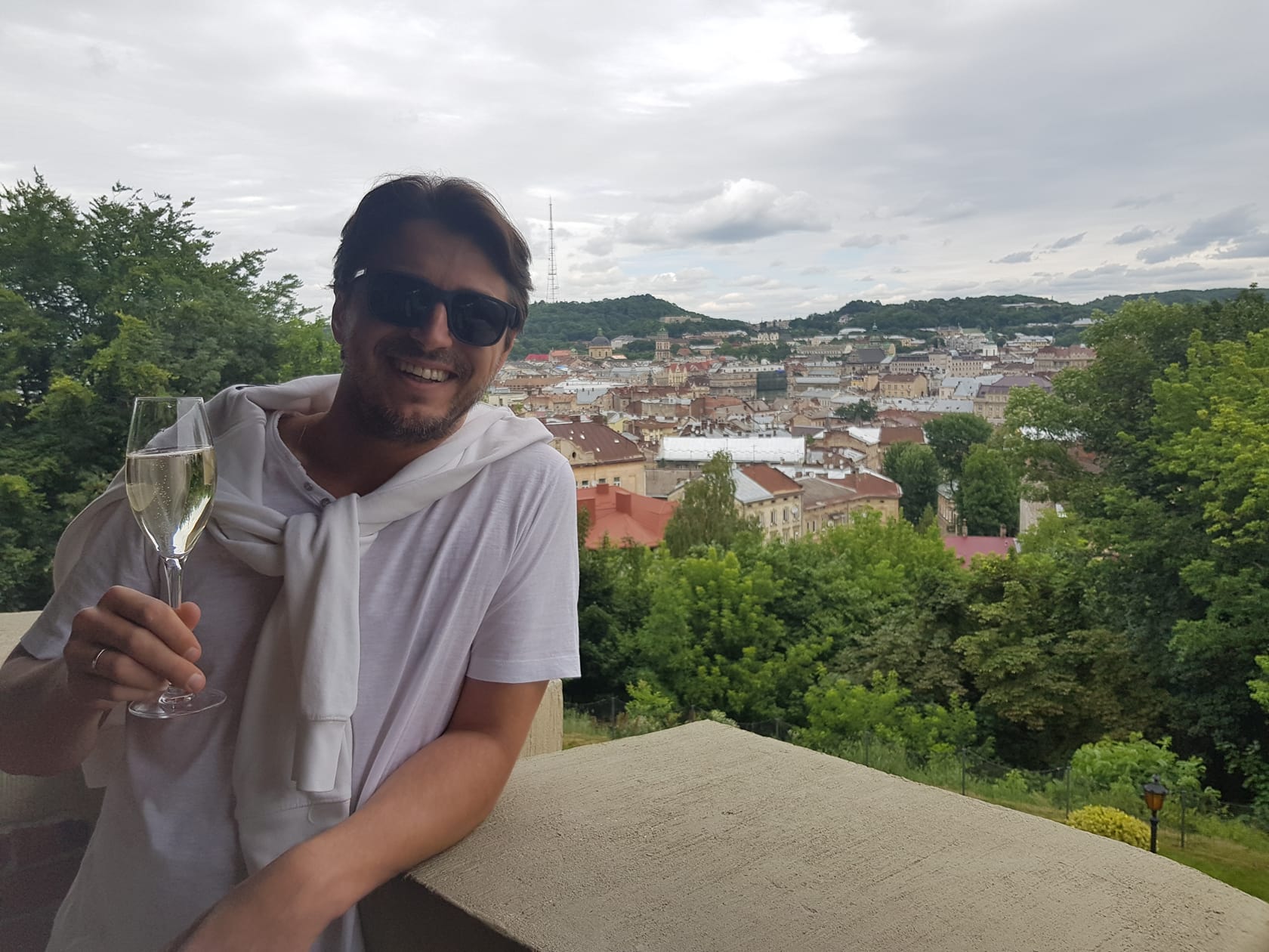 "Досі 25": Сергій Притула святкує день народження (фото)