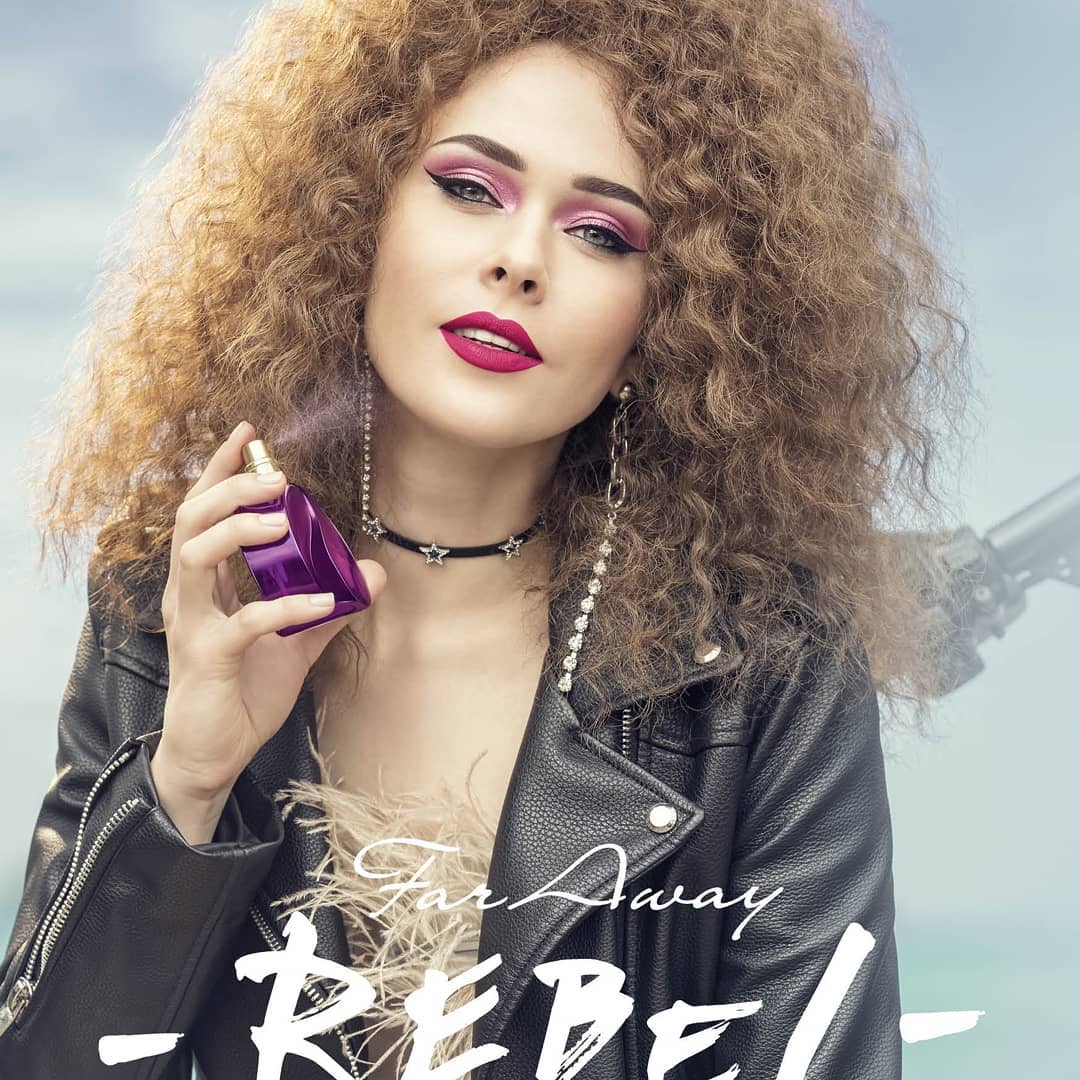 &quot;Классный образ&quot;: фронтвумен группы The Hardkiss Юлия Санина удивила необычной фотосессией