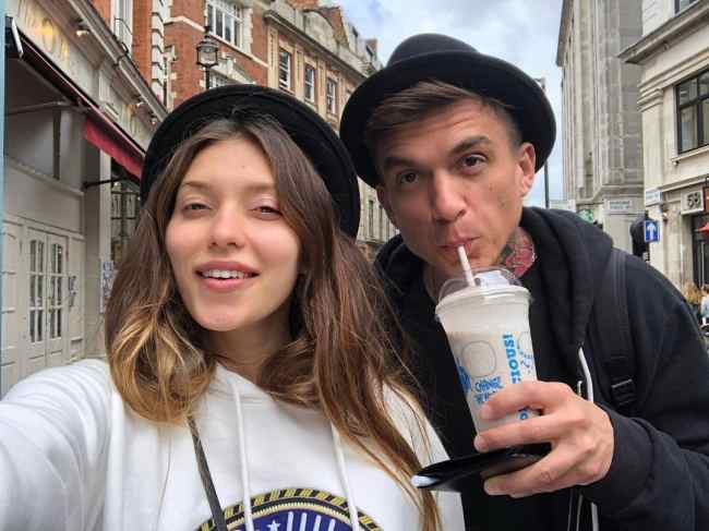 "Его бывшая тоже так думала": Регина Тодоренко показала друга на всю жизнь (фото)