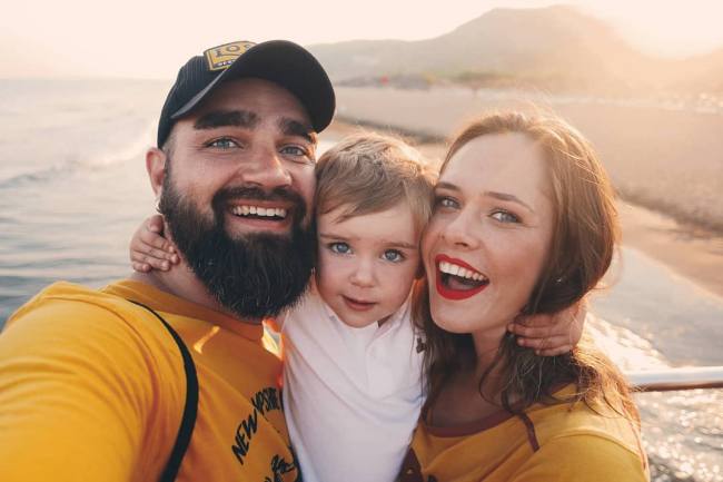 "Веселый и душевный отпуск": солистка The Hardkiss рассказала о ярком семейном отдыхе (фото)