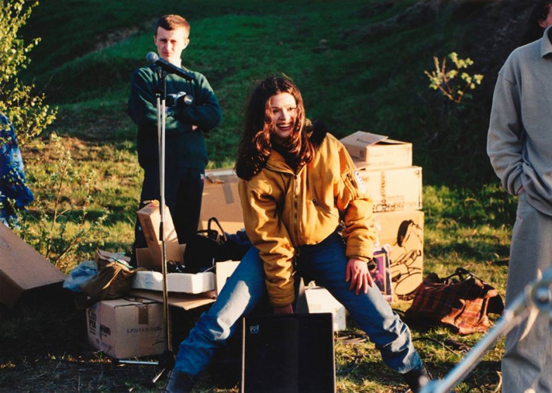 Руслана показала архивные фото 20-летней давности со съемок клипа на песню "Світанок"