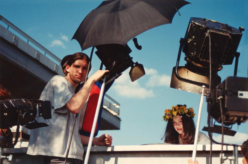 Руслана показала архивные фото 20-летней давности со съемок клипа на песню "Світанок"