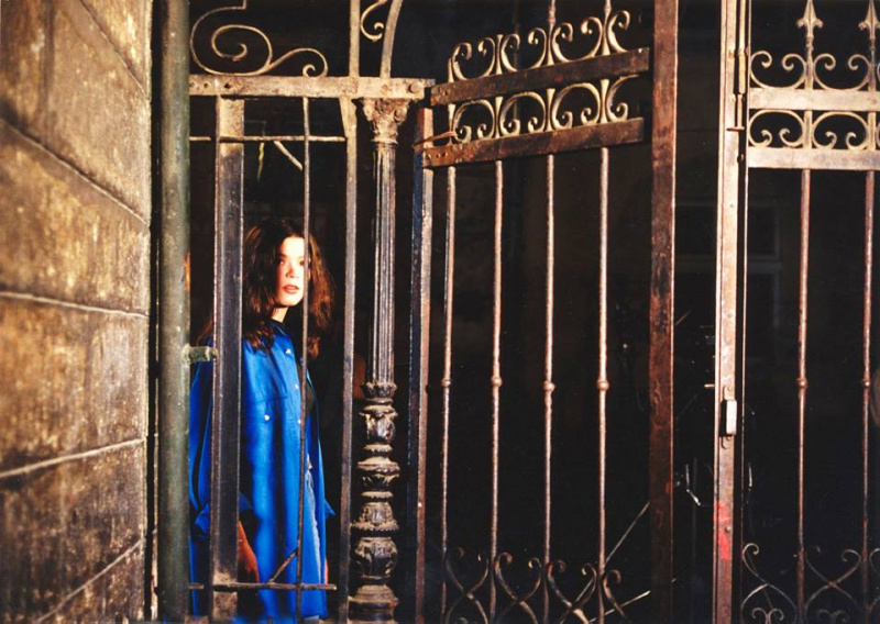 Руслана показала архивные фото 20-летней давности со съемок клипа на песню "Світанок"