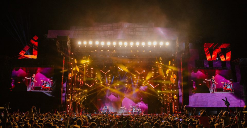 Олег Винник на Atlas Weekend: &quot;вовчиці&quot; в восторге (фото, видео)