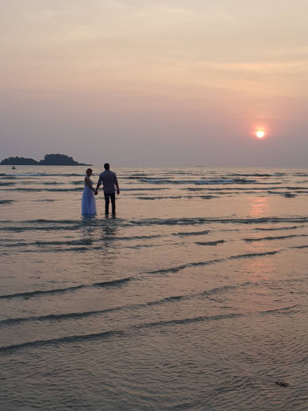 "Здесь пахнет счастьем": Тоня Матвиенко и Арсен Мирзоян второй раз поженились в Таиланде