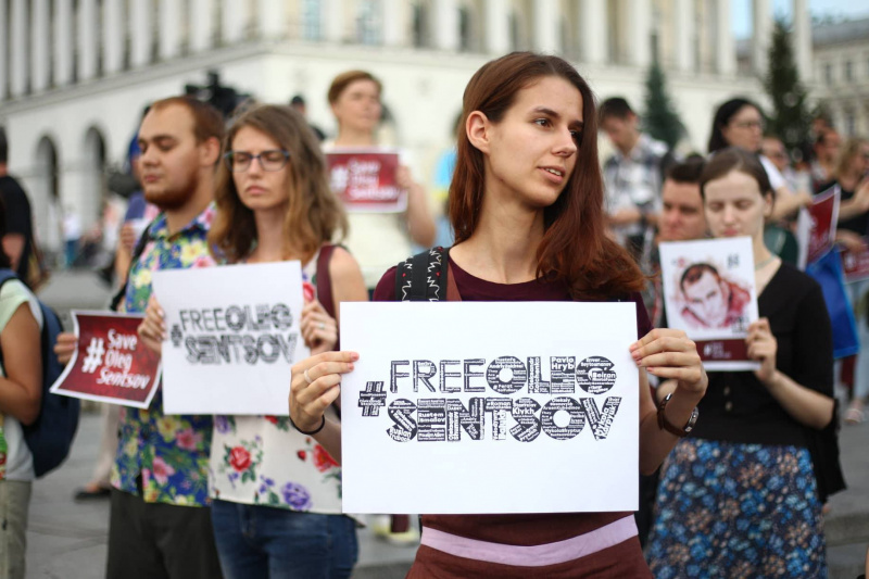 День рождения Олега Сенцова: в Киеве проходит акция в поддержку политзаключенного (фоторепортаж)