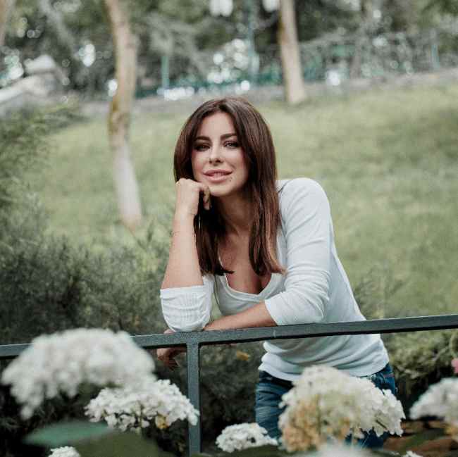 "Лучшая версия": Ани Лорак решила рассказать, как ей удалось вырваться из нищеты