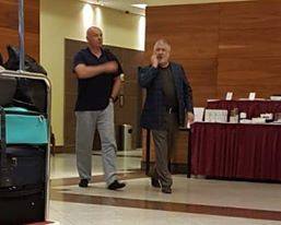 "Случайно встретились?": в сети показали фото Тимошенко с Коломойским в одном из отелей Варшавы