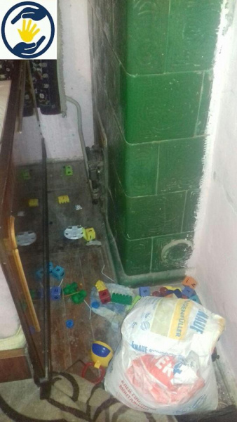 "В такие моменты рвется душа": 5-летнего голодающего сына пьяной матери забрали в детдом