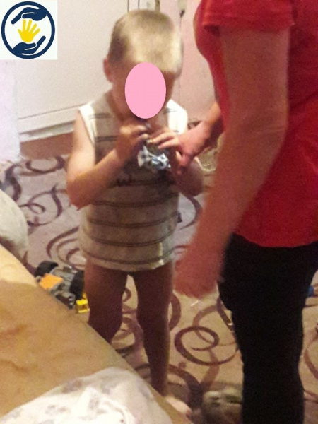 "В такие моменты рвется душа": 5-летнего голодающего сына пьяной матери забрали в детдом