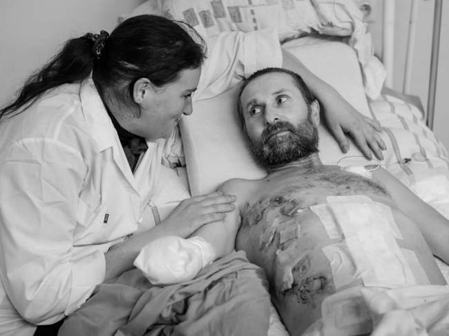 "Так виглядає любов": в мережі розповіли зворушливу історію про українського воїна та його дружину