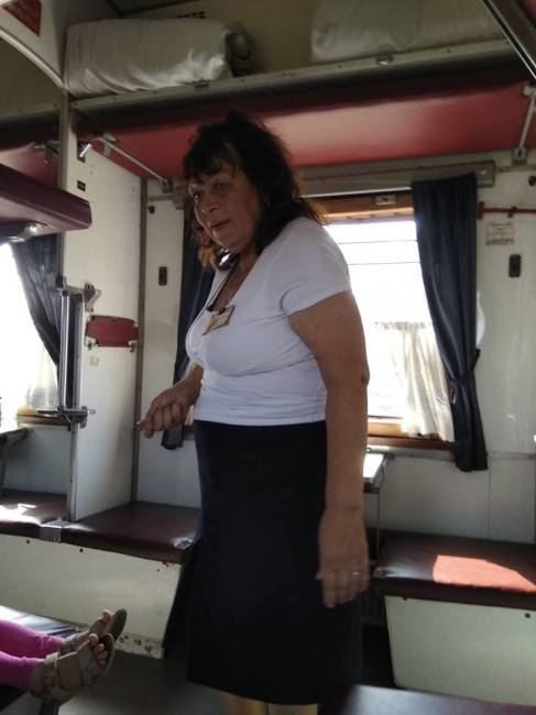 "Нужно гнать в три шеи": во Львове вспыхнул громкий языковой скандал (фото)