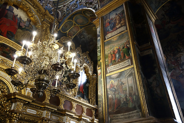 &quot;Таких спеціалістів лишилися одиниці&quot;: як реставратор відновлює унікальний живопис на історичних пам’ятках України