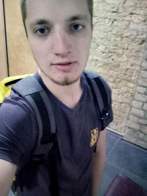 В сети показали фото погибшего молодого "киборга"