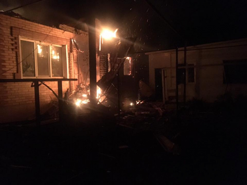 У мережі показали Новолуганське після обстрілу "Градами"