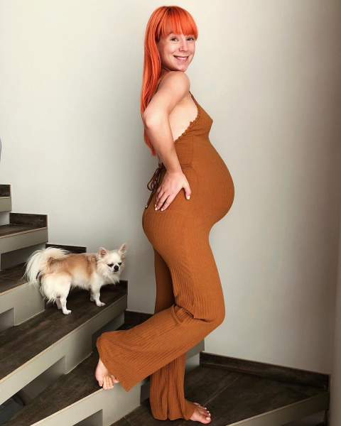 &quot;Нехай ревнує, іноді корисно&quot;: вагітна Тарабарова опублікувала провокаційний знімок (фото)