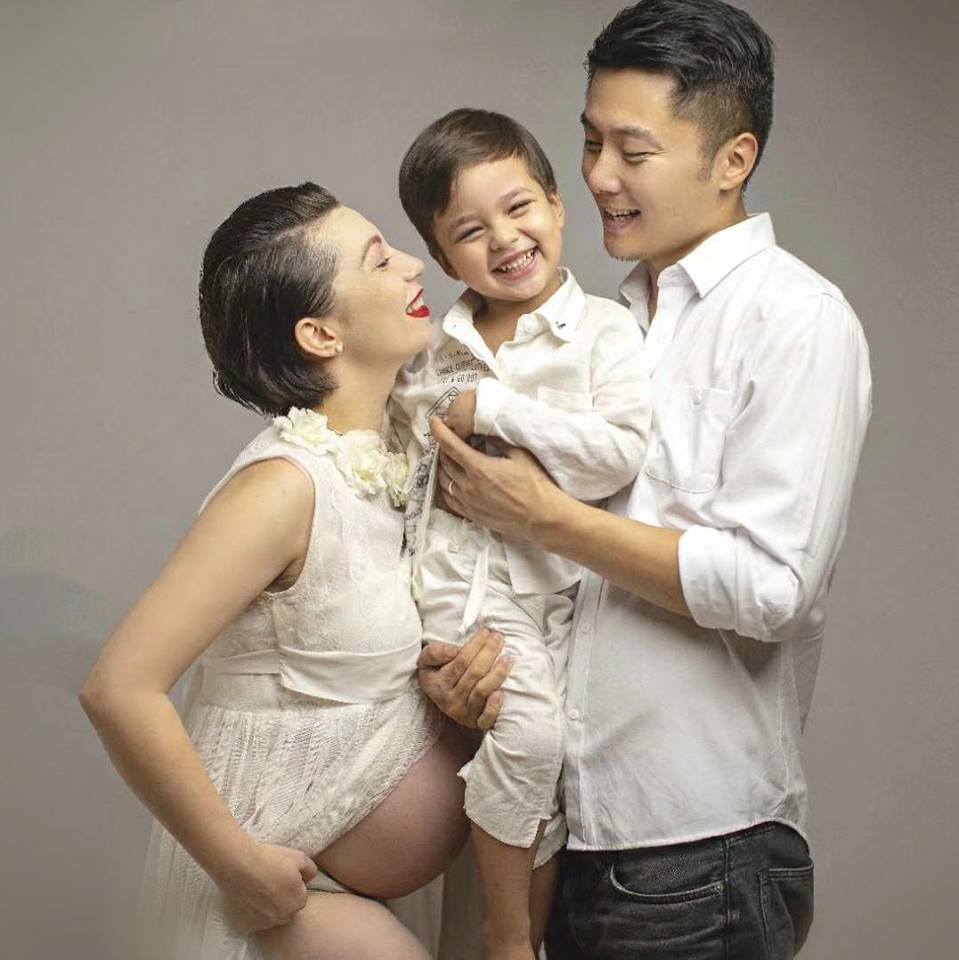 "Шоколада не ешь, потому что ребенок будет темный": украинка рассказала, как рожала в Китае