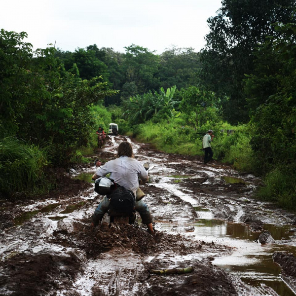 "Страна третьего мира": Дмитрий Комаров посочувствовал украинцам