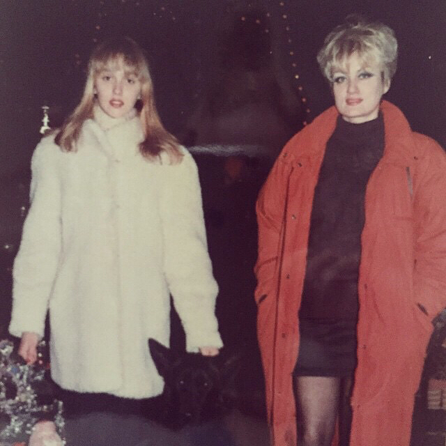 "Ты вдохновляешь меня": Полякова трогательно поздравила маму с днем рождения