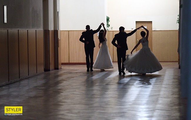 В ритме танго: в Киеве отгремел кадетский бал (фоторепортаж)