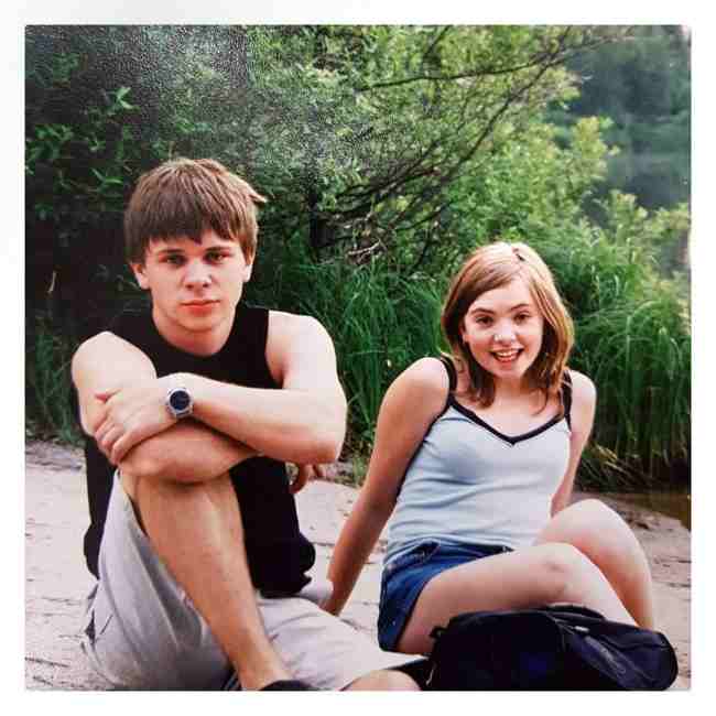 &quot;Какие симпатяшки&quot;: Дмитрий Комаров восхитил фанов ретро-фото с сестрой