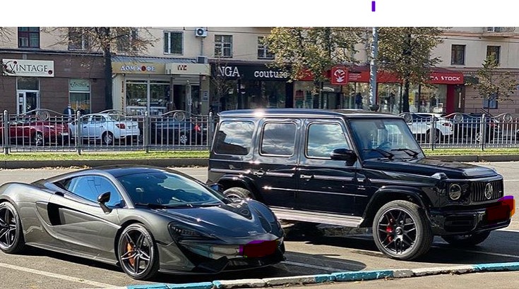 У Харкові помітили кортеж люксових авто: елітні машини потрапили на фото
