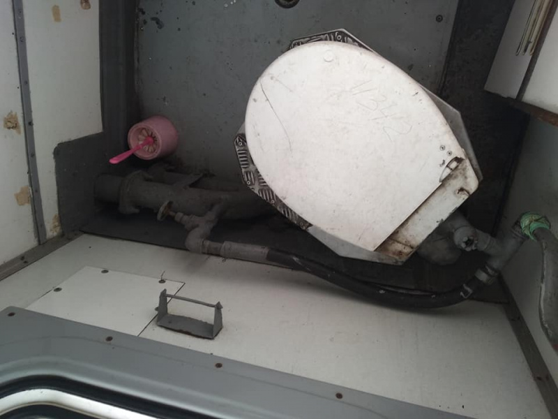 "Весь день на солнце": в сети рассказали об ужасных условиях в поезде "Укрзализныци" (фото)