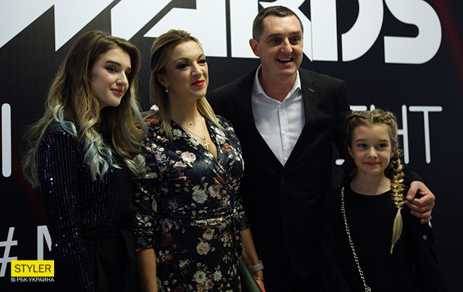 М1 Music Awards 2017: звезды на красной дорожке премии (фоторепортаж)