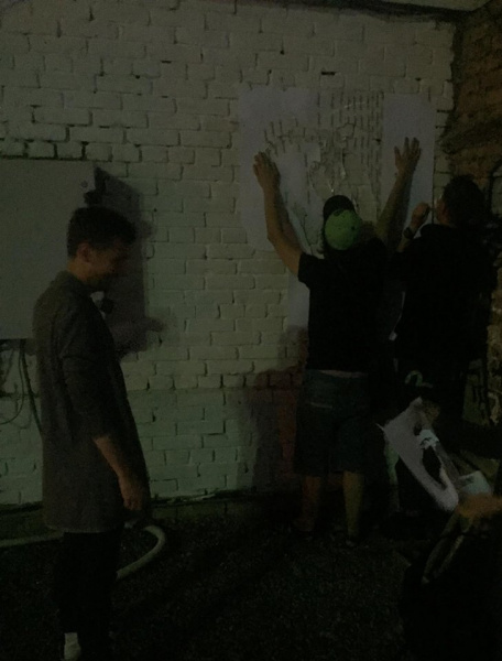 "Бэнкси" на Подоле: кто нарисовал поддельное граффити в Киеве (видео)