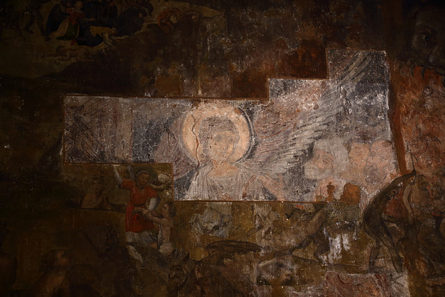 &quot;Таких спеціалістів лишилися одиниці&quot;: як реставратор відновлює унікальний живопис на історичних пам’ятках України