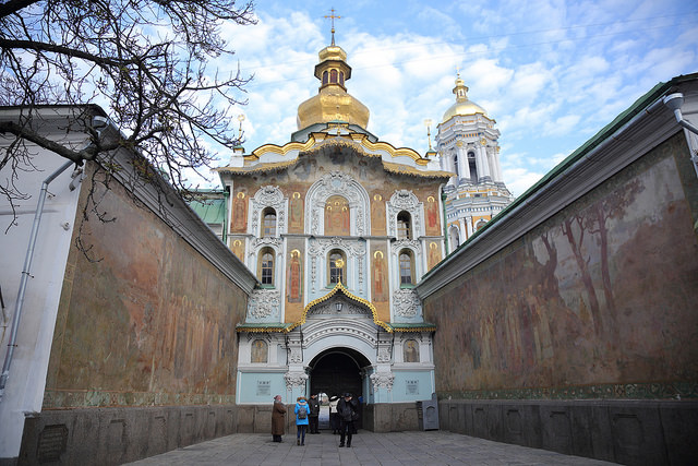 &quot;Таких спеціалістів лишилися одиниці&quot;: як реставратор відновлює унікальний живопис на історичних пам’ятках України
