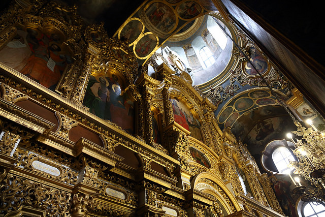 &quot;Таких спеціалістів лишилися одиниці&quot;: як реставратор відновлює унікальний живопис на історичних пам’ятках України