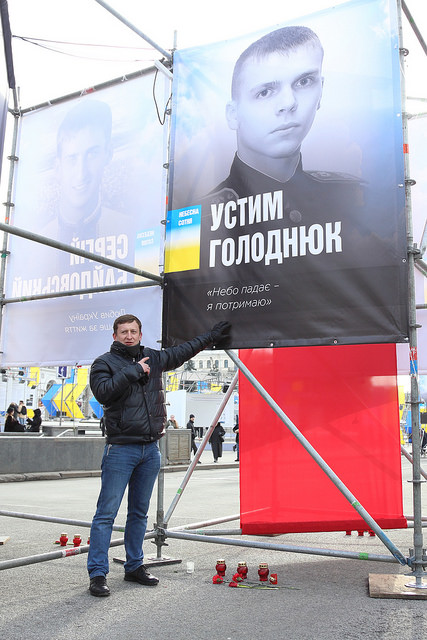 "Усвідомив, що нація потребує "хірургів", бо таблетки вже не діють": відверта історія лікаря-учасника Майдану