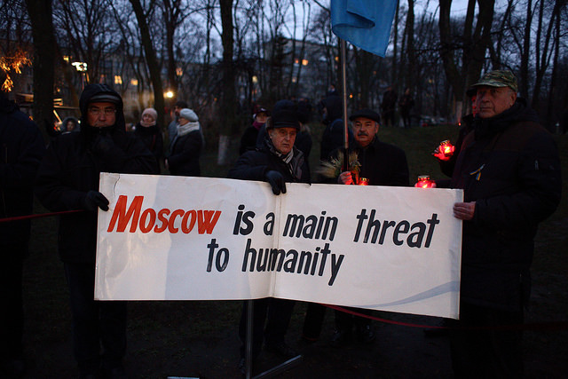 Геноцид украинской нации: в Киеве почтили память жертв Голодомора (фоторепортаж)