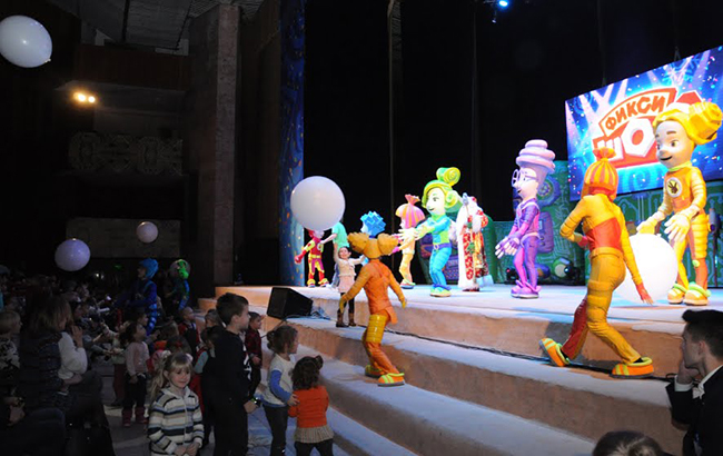 Яких сюрпризів чекати від новорічного "ФІКСІ ШОУ - 2018". Розбуди Діда Мороза!"