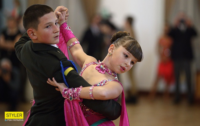 В ритме танго: в Киеве отгремел кадетский бал (фоторепортаж)