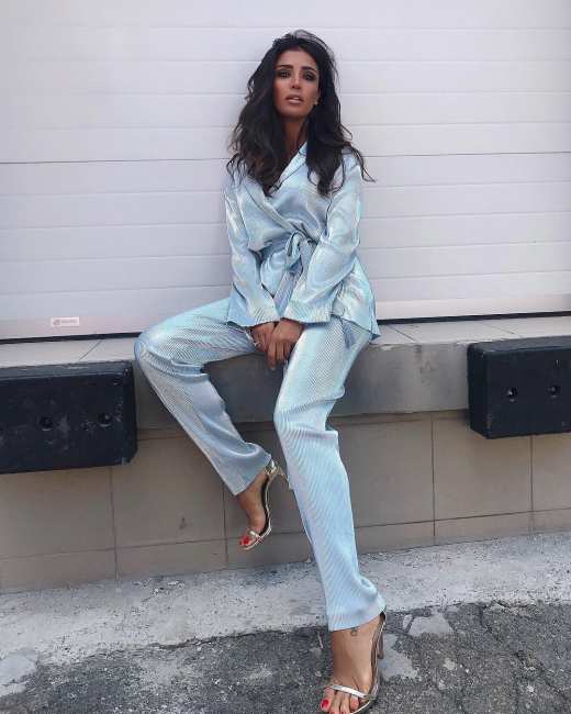 "Пережиток прошлого": Санта Димопулос раскритиковала идею проведения военного парада