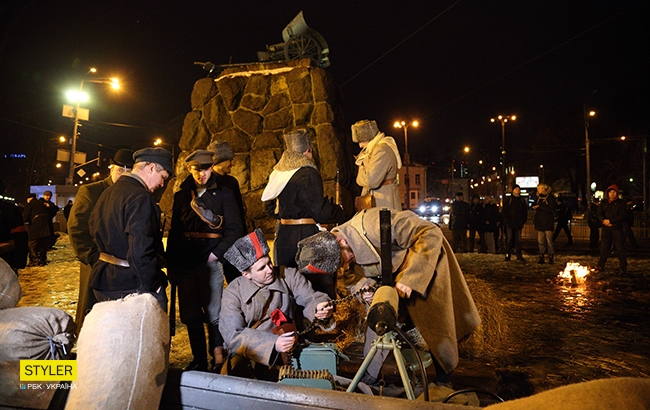 Століття бою під Крутами: у Києві відбулася реконструкція легендарної битви (фоторепортаж)