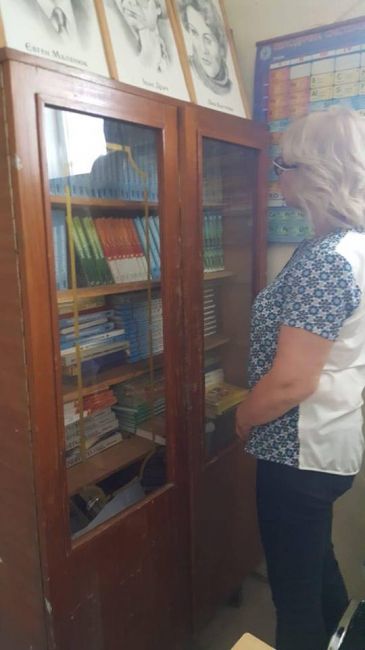 Грибок и мусор: Денисова посетила колонию в Одесской области (фото)