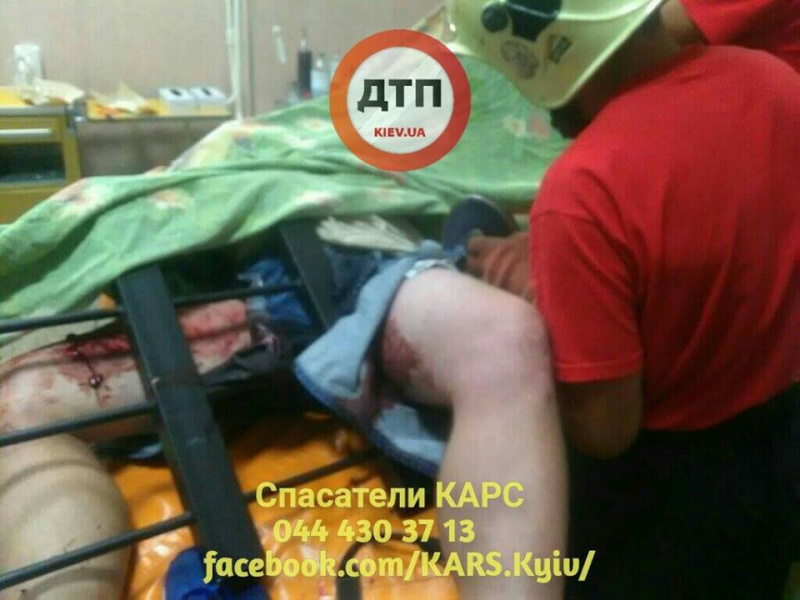 "Пытался перелезть через забор": в Киеве мужчина "накололся" на штыри (фото)