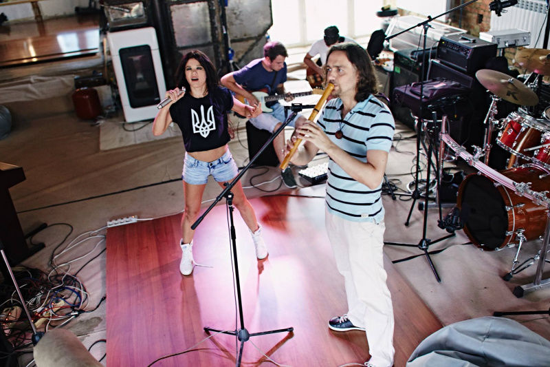 "Неведомая экзотика Украины": Руслана показала кадры с репетиции концерта ко Дню независимости (фото)