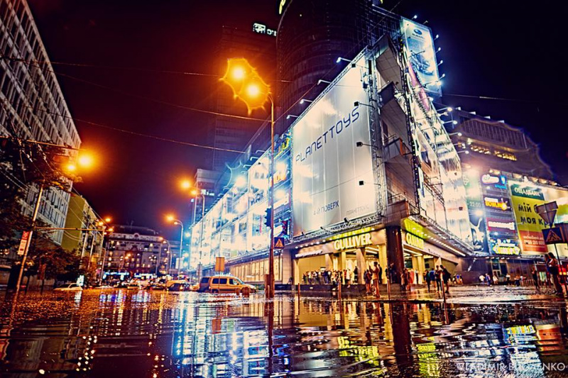 &quot;Украина - морская держава&quot;: появились яркие кадры ночного потопа в Киеве (фото, видео)